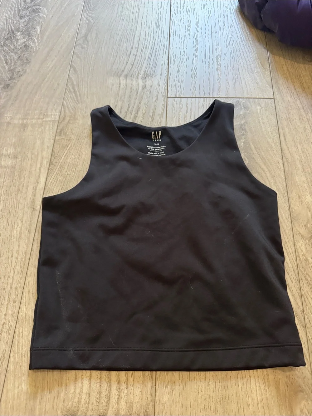 GAP Black Sleeveless Crop Tank